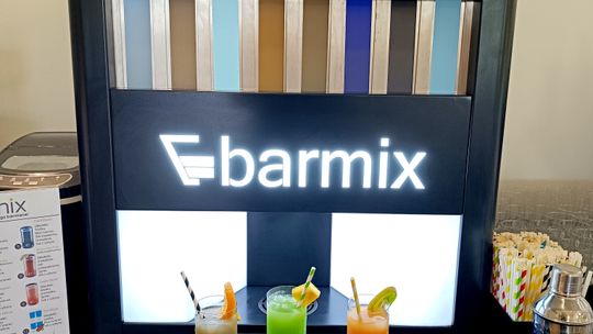 Barmix Września - barman na miarę XXI wieku. Jetsonowie byliby dumni