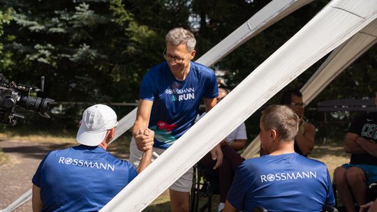 Biegliście w Rossmann Run z aplikacją? Tak Wasze wpłaty pomogły Polskiemu Komitetowi Paralimpijskiemu