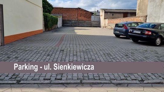 Był parking i jest parking. Zmienił się tylko dzierżawca