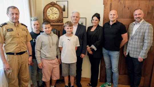 Dwaj 12-latkowie uratowali rówieśnika – burmistrz Wrześni podziękował młodym bohaterom