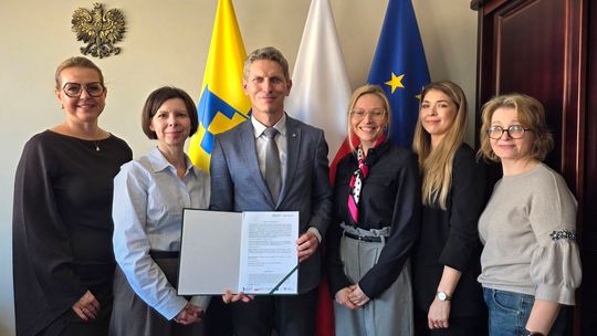 Gmina Słupca liderem regionu: Pół miliona złotych na program „Bezpieczna Rodzina”