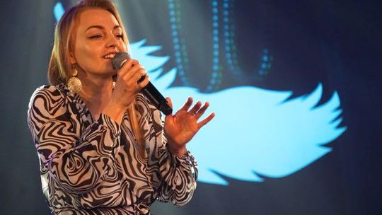 Izabela Zalewska na scenie WOK-u. "Dlaczego? Bo tak czuję"