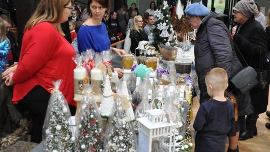 Jarmark inny niż wszystkie, bo przedświąteczny