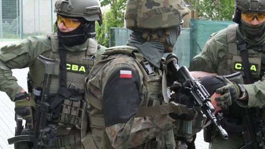 Kolejny funkcjonariusz więzienny zatrzymany. W tle łapówki