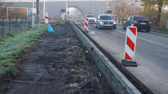 Koniec wieńczy dzieło. Będzie nowa nawierzchnia na Powidzkiej