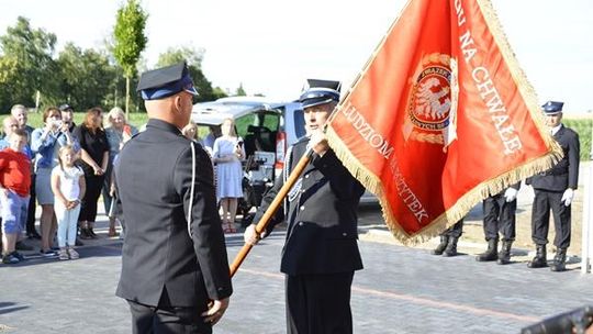 Nowa strażnica i nowy sztandar dla OSP w Murzynowie Kościelnym