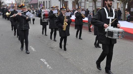 Orkiestra w stanie zawieszenia. Trwają poszukiwania kapelmistrza