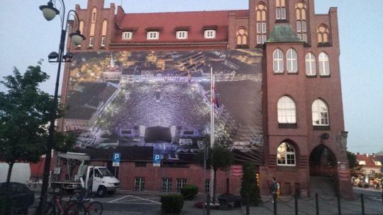 Plakat, który podzielił mieszkańców