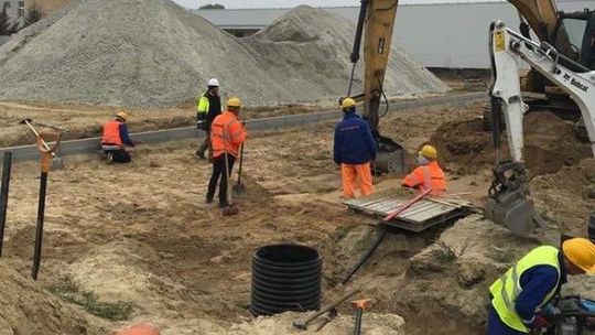 Pływalnia w Słupcy coraz okazalsza. Otwarcie na początku roku