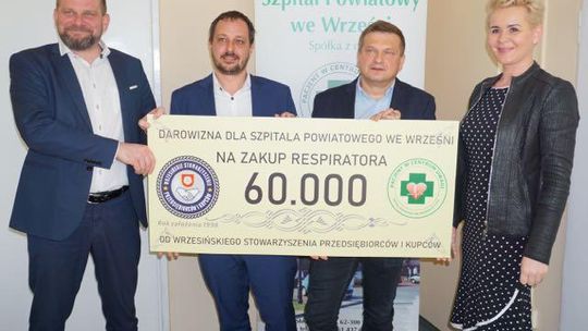 Pomagają, bo chcą. Nie wszyscy wypinają pierś do orderów