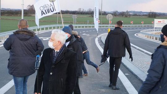 Przerwane otwarcie obwodnicy. Premier odjechał w pośpiechu