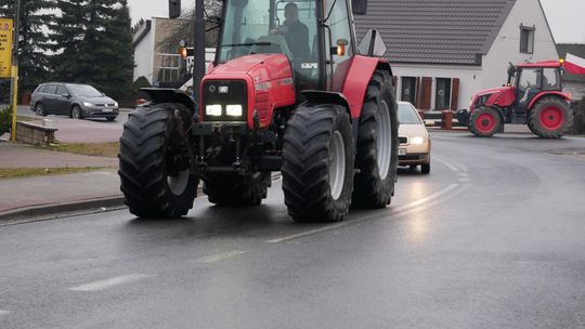 Rolnicy blokowali krajową 11 i 12