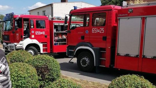 Samochód przygniótł człowieka. Śmierć na miejscu