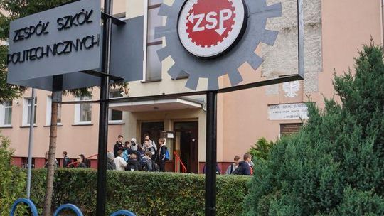 Sobotę spędzą w szkole. Mieszane uczucia uczniów ZSP