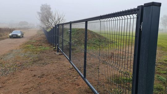 Stadion Płomienia Nekla doczekał się ogrodzenia