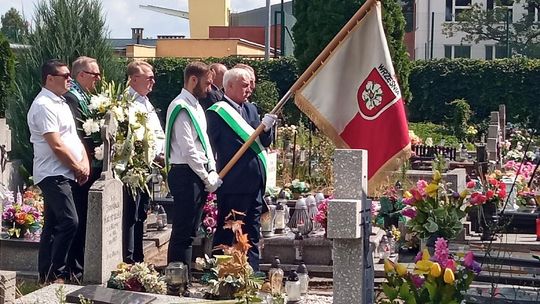 Stefan Wichłacz spoczął blisko swojego ukochanego stadionu