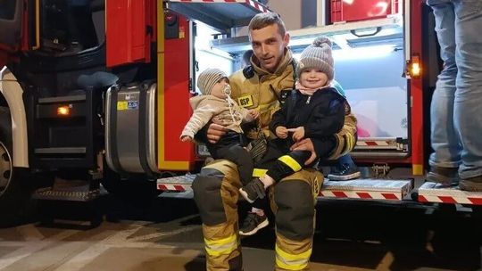 Strażak uratował półroczne niemowlę. "Zrobiłem to, co w mojej mocy"