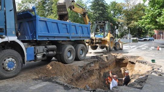 Ul. Kościuszki zablokowana. Doszło do uszkodzenia wodociągu (galeria)