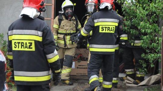 Zadymiło się na Traugutta. Strażacy użyli drabiny (galeria + video)