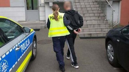 Zatrzymany 18-letni obcokrajowiec. Kierował bez prawa jazdy i po alkoholu