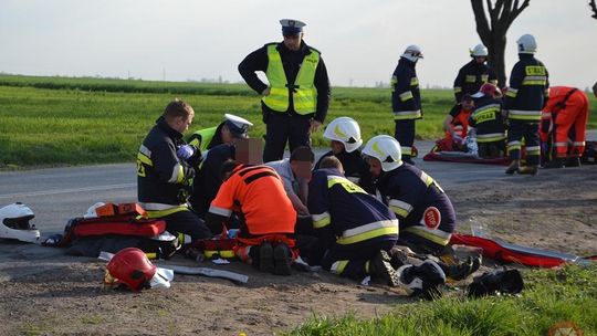 Zderzenie motocykla z osobówką (galeria)