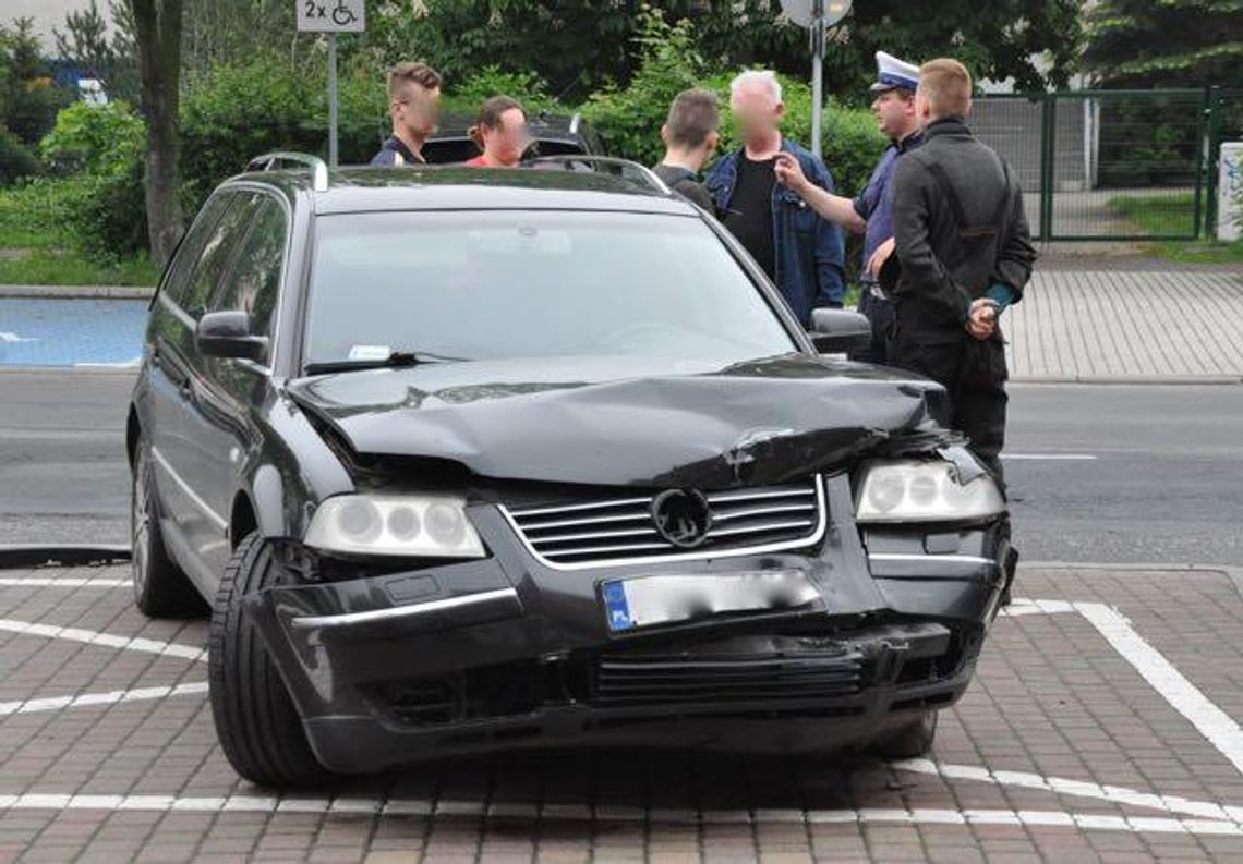 500 zł mandatu i 6 punktów karnych dla sprawcy kolizji