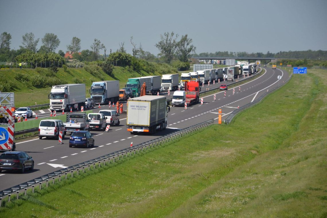 Autostrada między Wrześnią a Słupcą znów zablokowana!