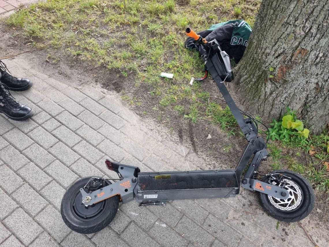 Dwóch kierujących hulajnogami elektrycznymi odpowie za jazdę po alkoholu. Jeden trafił do szpitala Dwóch kierujących hulajnogami elektrycznymi odpowie za jazdę po alkoholu. Jeden trafił do szpitala