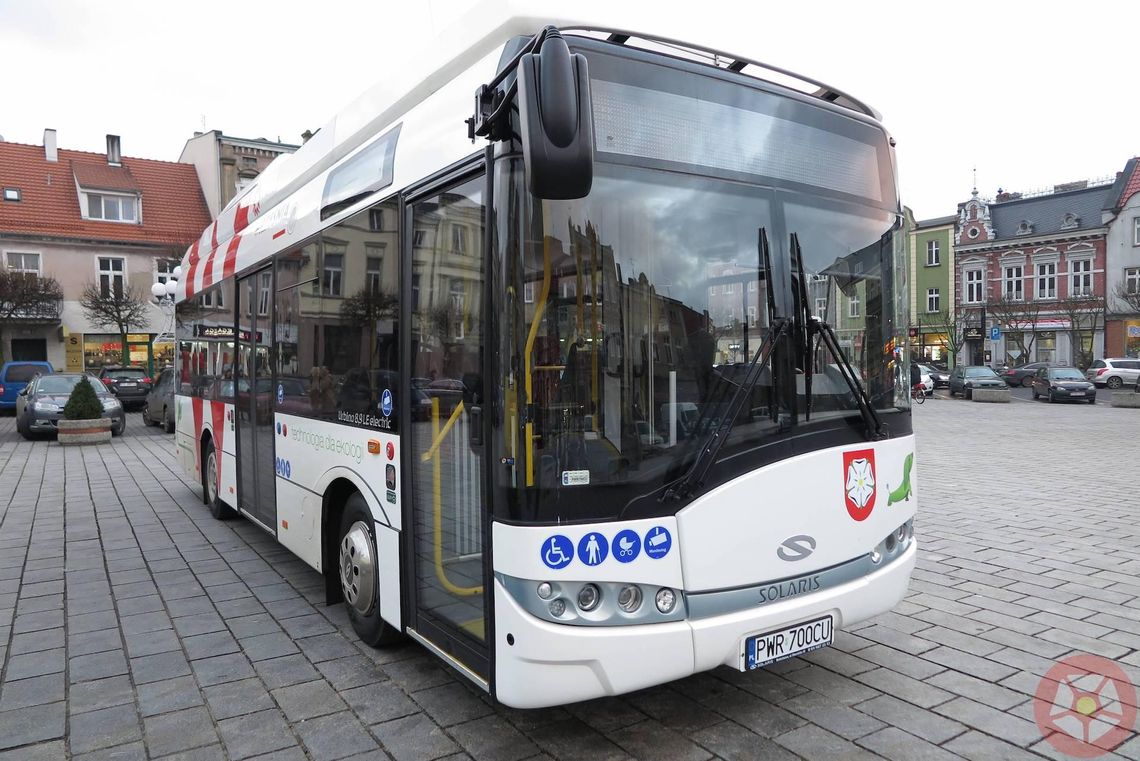 Elektryczny autobus dojechał