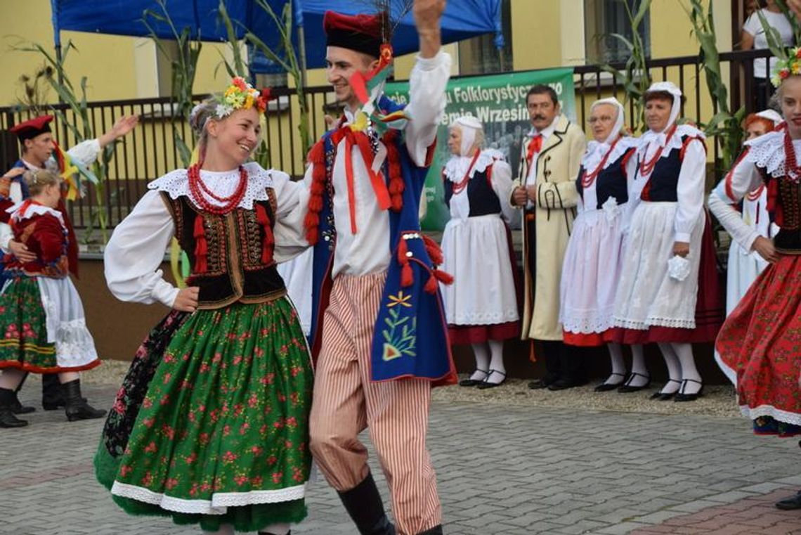 Folk Dance w Bieganowie (galeria, video)