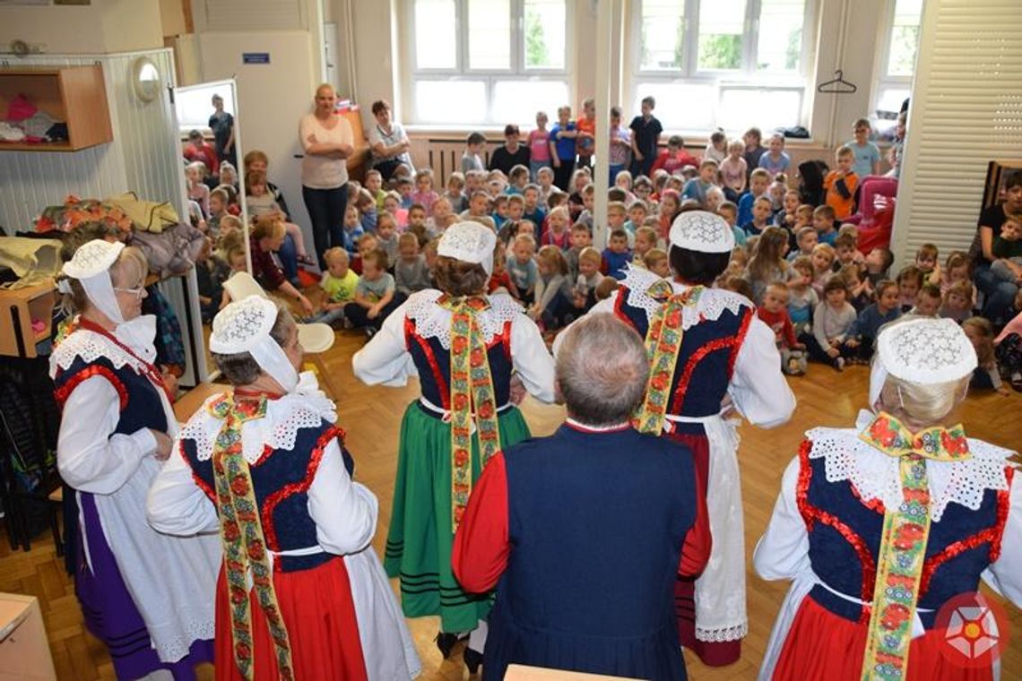 Folklor dla przedszkolaków (galeria, wideo)