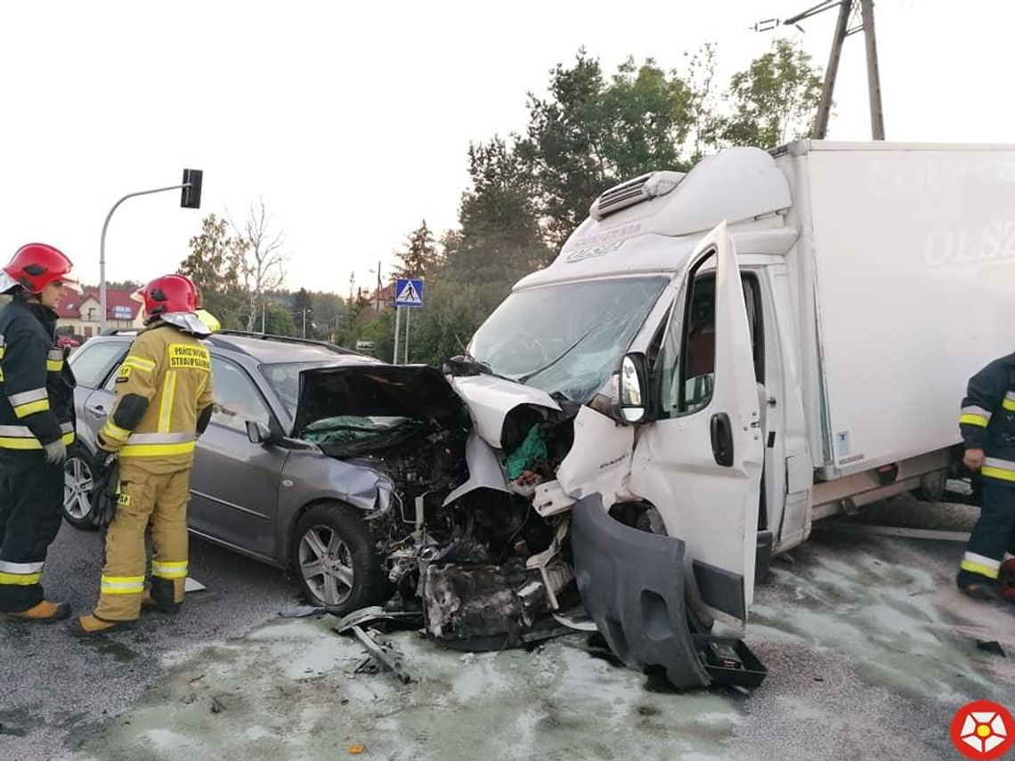 Jechał pod prąd i spowodował wypadek (galeria)