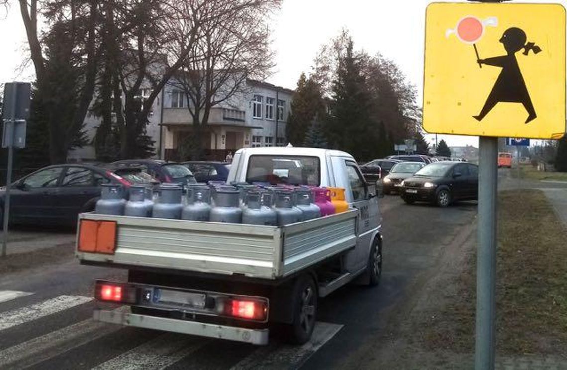 "Kocioł" w Kołaczkowie. Rodzice dzieci winni blokowaniu drogi