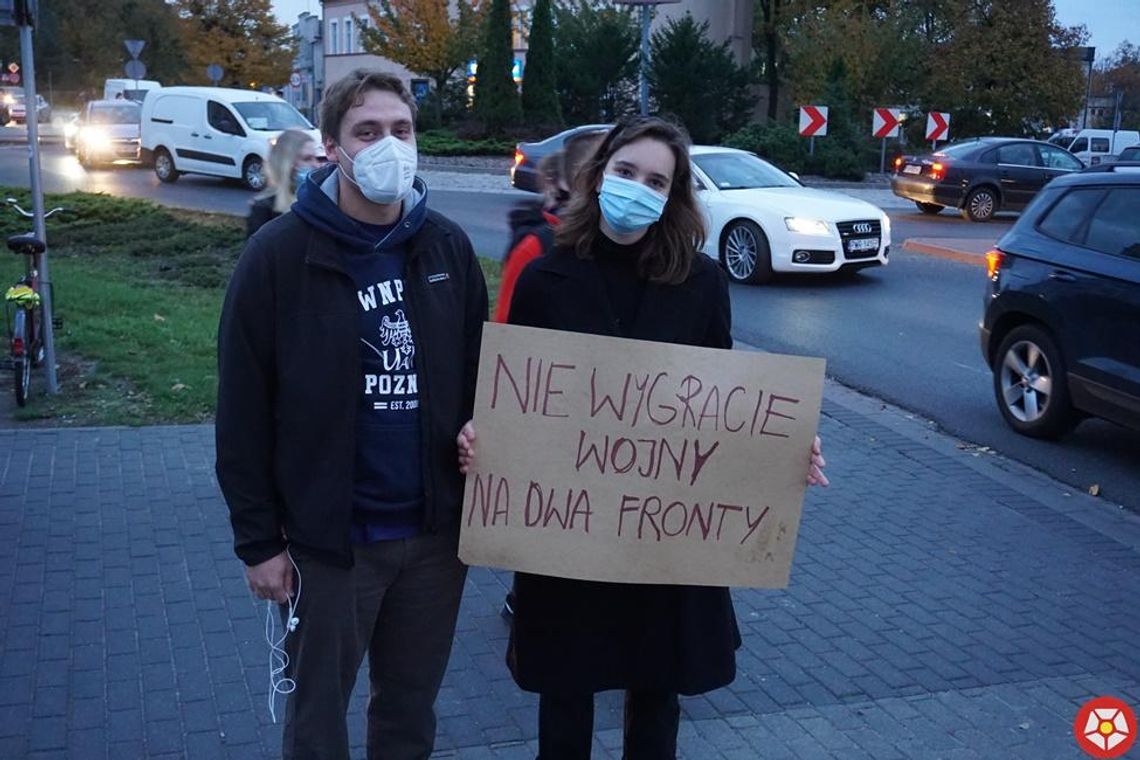 Manifestacja przeciwko zaostrzeniu prawa do aborcji we Wrześni