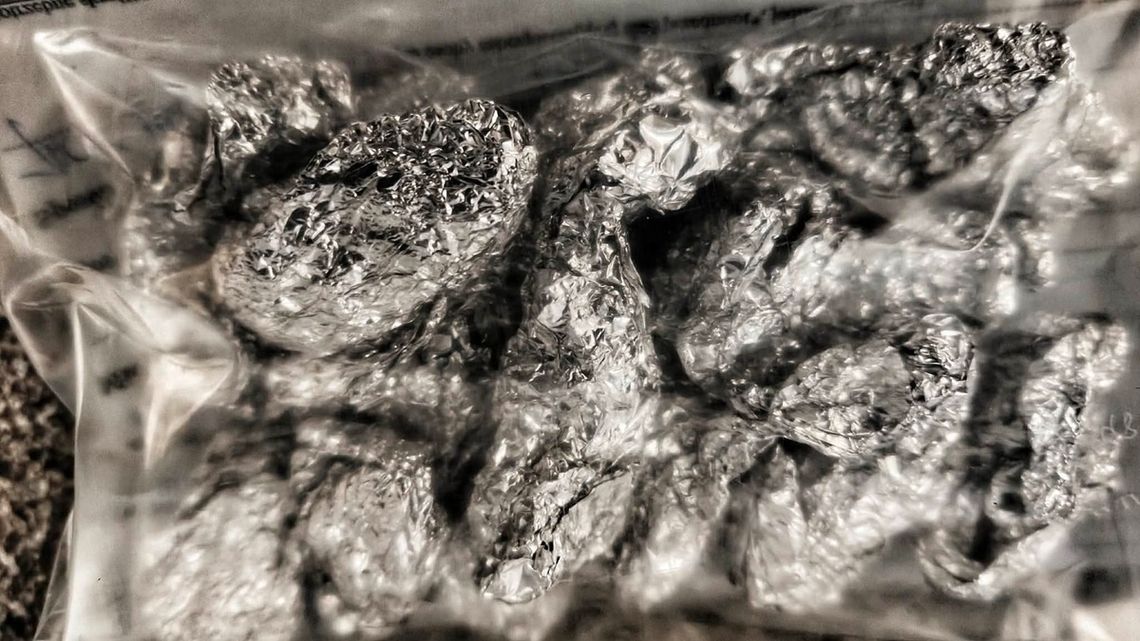 Narkotyki ukrył w podłokietniku. Policyjna kontrola zakończyła się zatrzymaniem