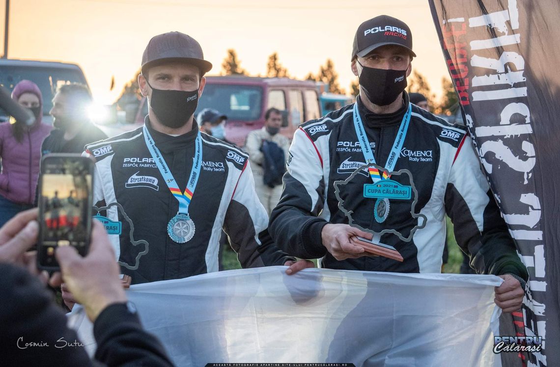 Pierwsze zagraniczne zwycięstwo – Kamena Rally Team w Polarisie wygrywa w Rumunii