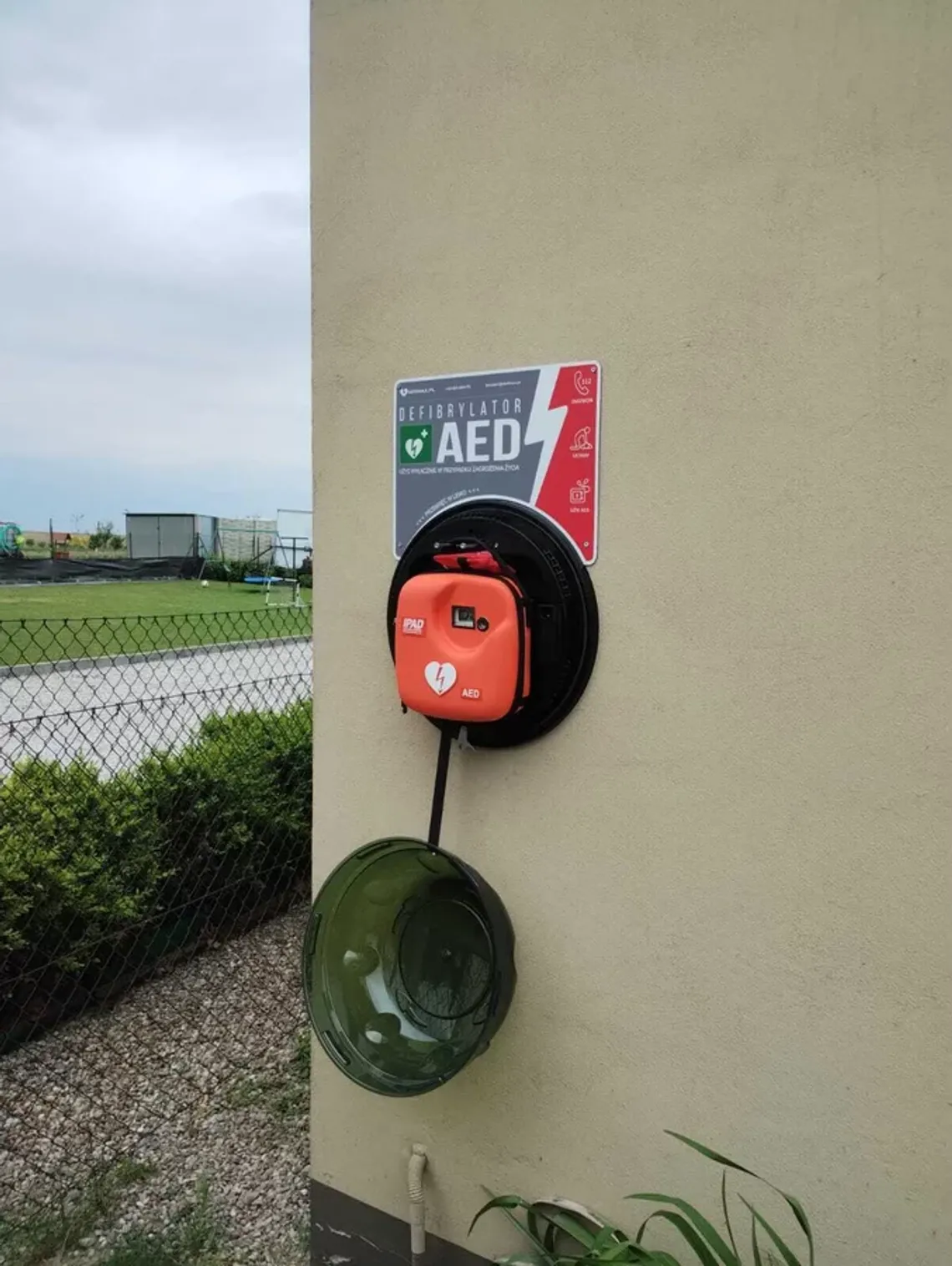 Pierwszy defibrylator AED. Sołectwo Stężyca sfinansowało zakup z funduszu sołeckiego Pierwszy defibrylator AED. Sołectwo Stężyca sfinansowało zakup z funduszu sołeckiego
