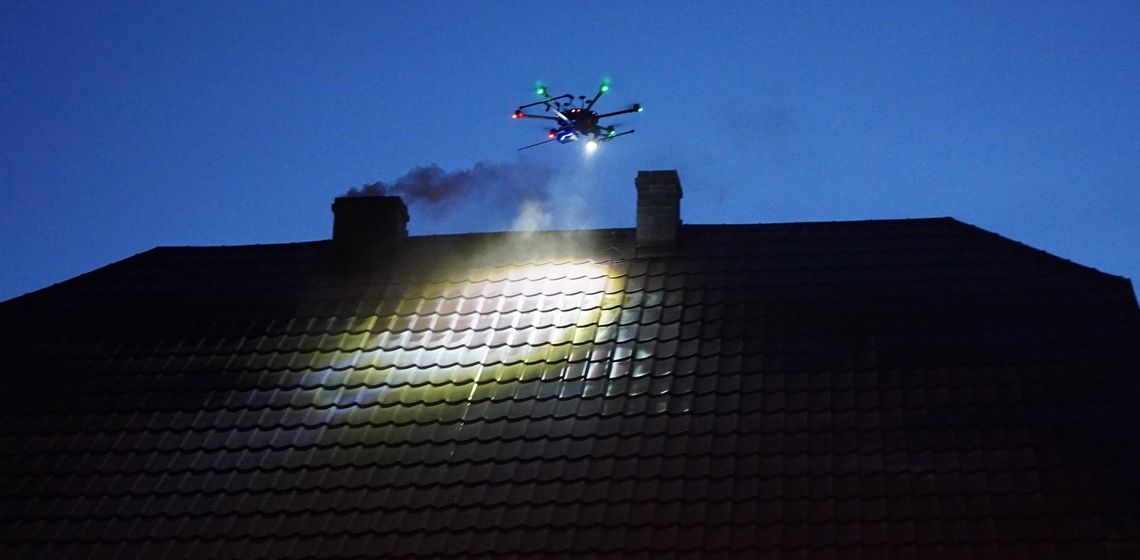 Spalał plastikowe części samochodowe w piecu