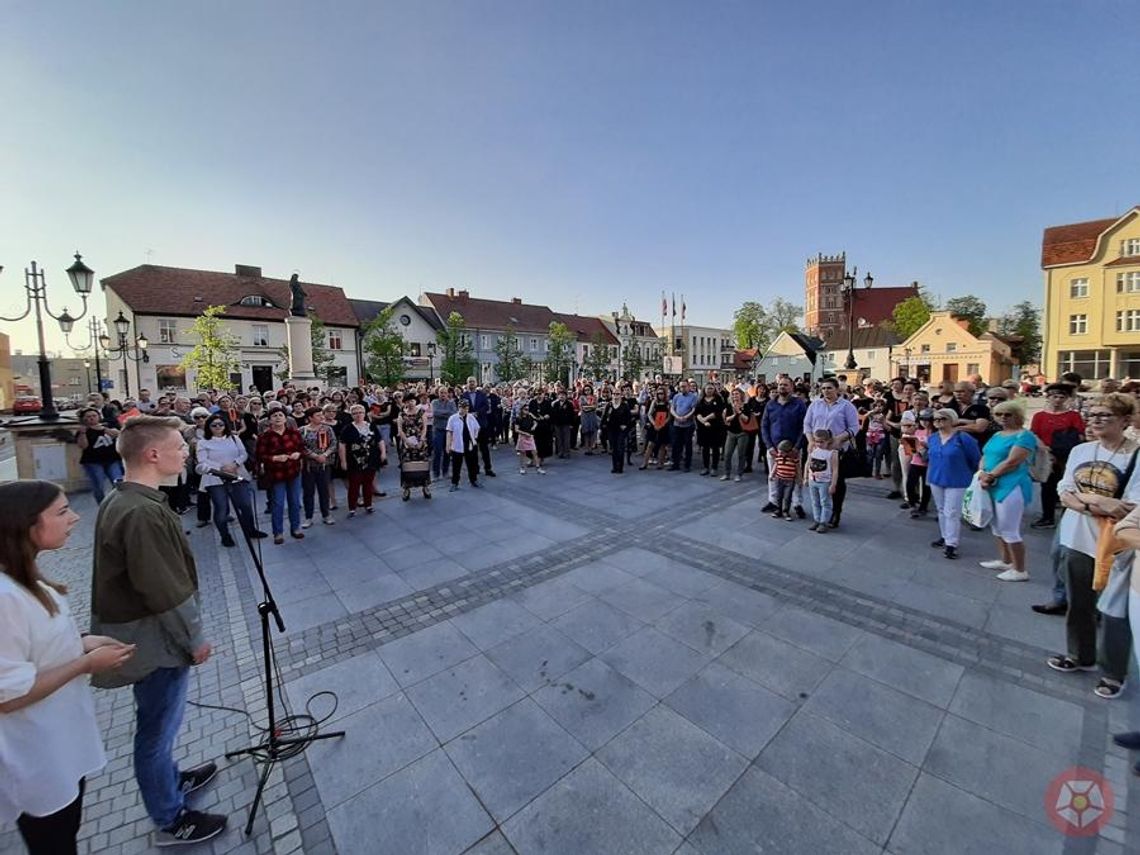 Średzianie dla strajkujących nauczycieli (galeria)