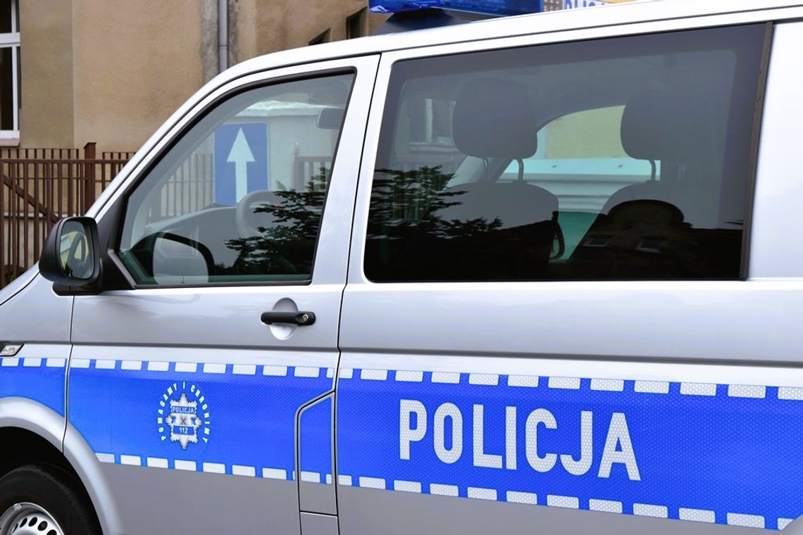 Śrem: 23-latek pędził 145 km/h w terenie zabudowanym! Stracił prawo jazdy i dostał mandat