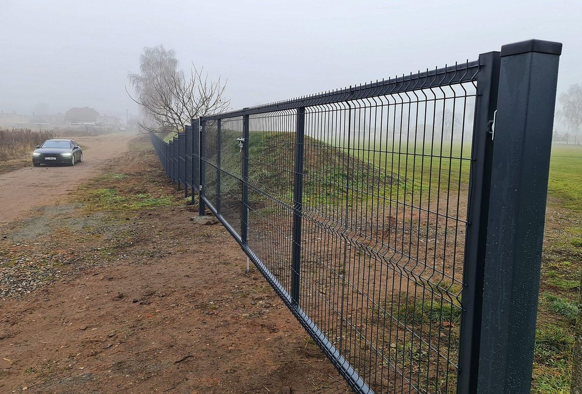 Stadion Płomienia Nekla doczekał się ogrodzenia