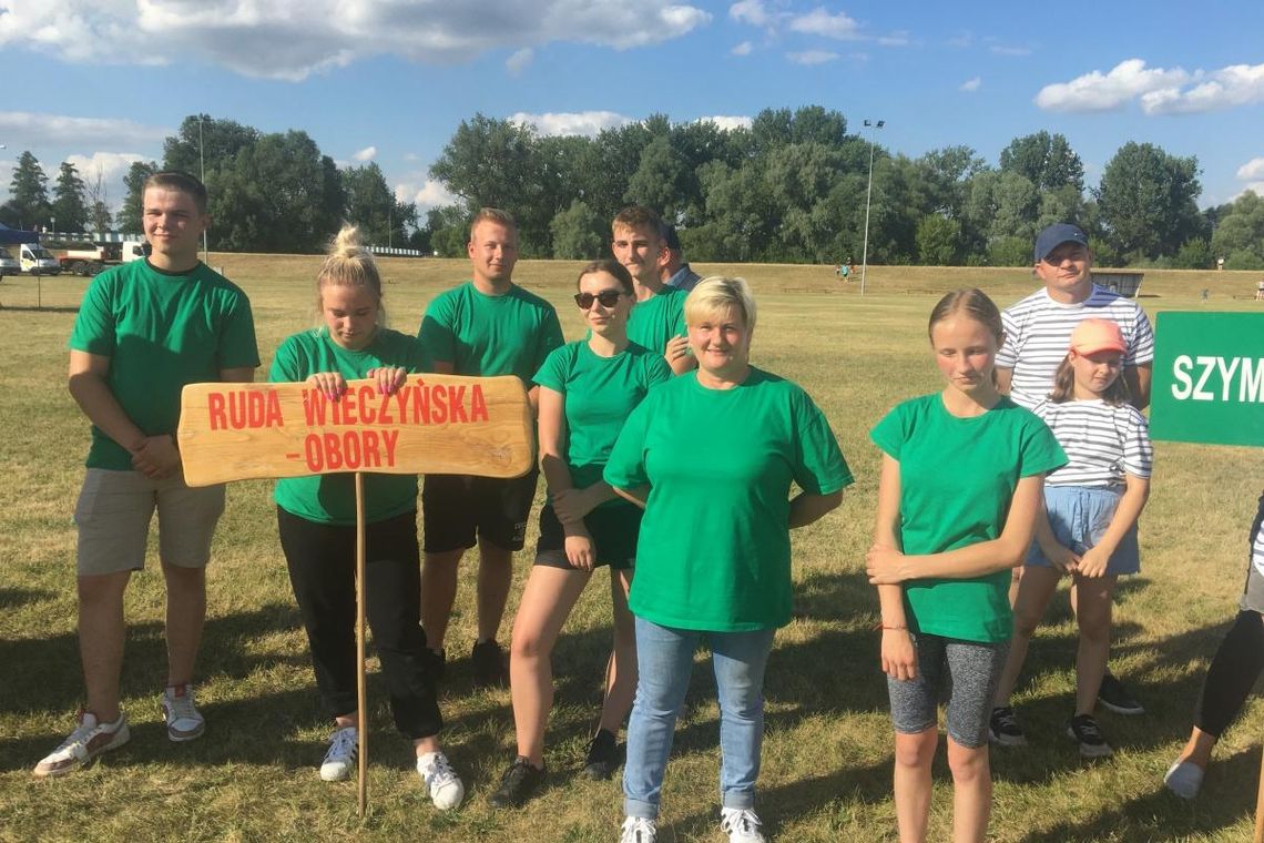 Tłumy na wiankach w Nowej Wsi