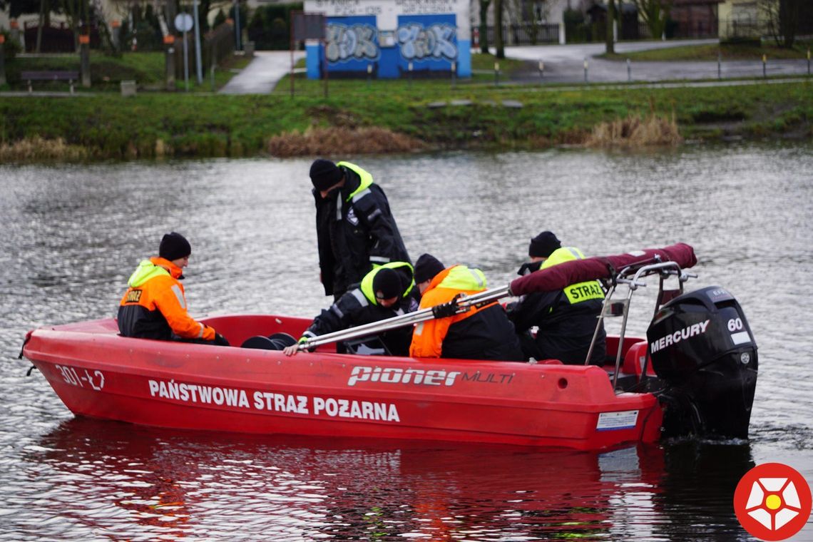 Trwają poszukiwania zaginionego mieszkańca Obłaczkowa (galeria, video)