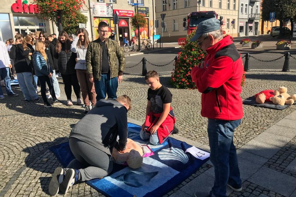 Uczyli się jak prawidłowo udzielać pierwszej pomocy (zdjęcia)