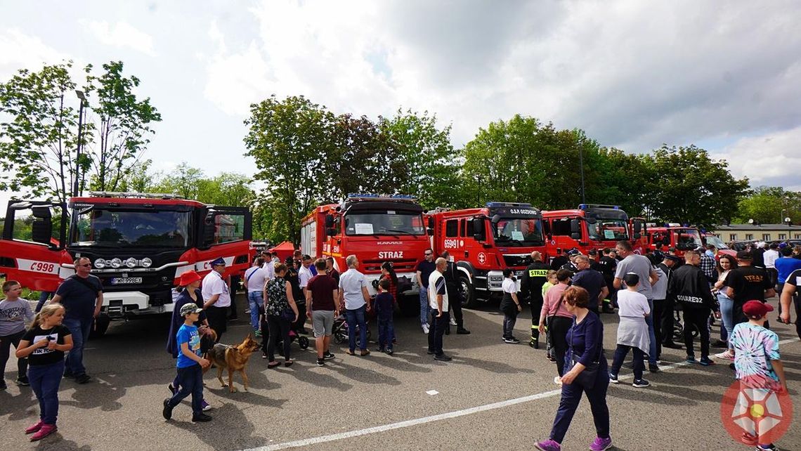 Wesoła niedziela na Wrzosowej. Strażacy zaprosili na swój piknik (galeria)