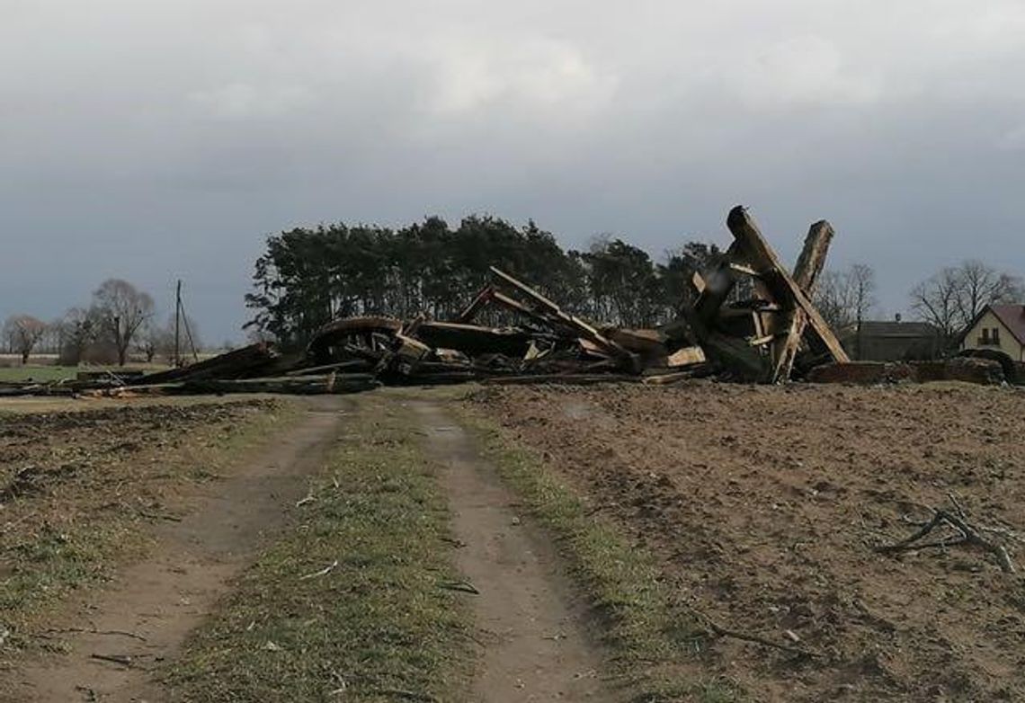 Z panoramy Szamarzewa zniknął wiatrak. Zmiotła go wichura