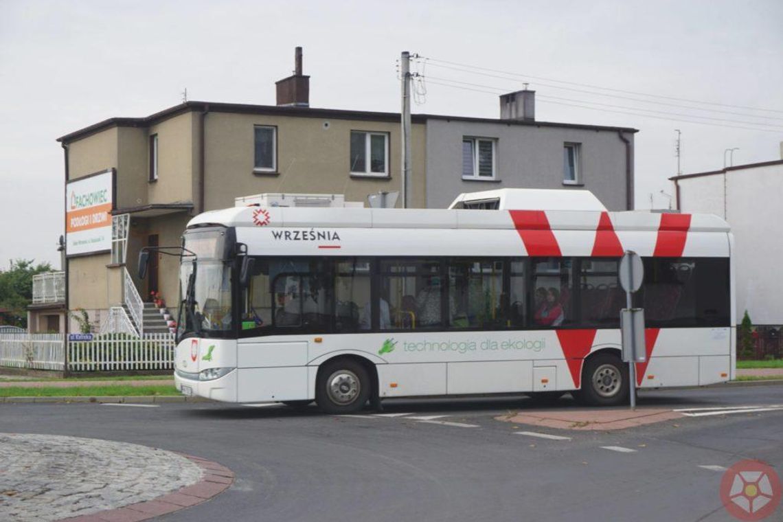 Zmiana rozkładu jazdy bezpłatnego autobusu na małej pętli