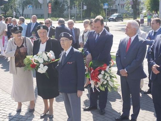 uroczystosci-pod-pomnikiem-15-08-2017-5