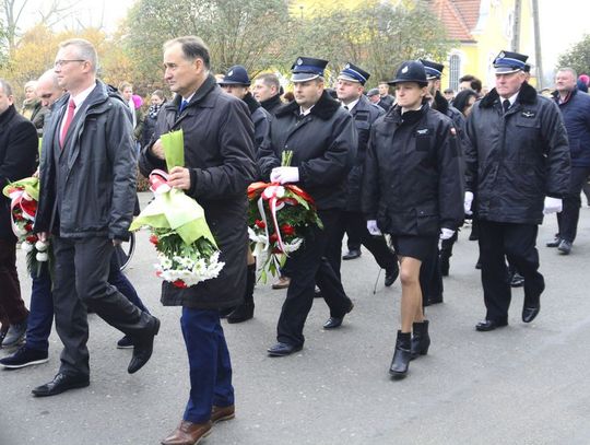 022-odsloniecie-tablicy-nekla-11-11-2019-23