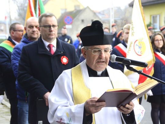 043-odsloniecie-tablicy-nekla-11-11-2019-44